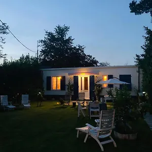 https://la-casetta-di-dante.it-tuscanyhotel.com